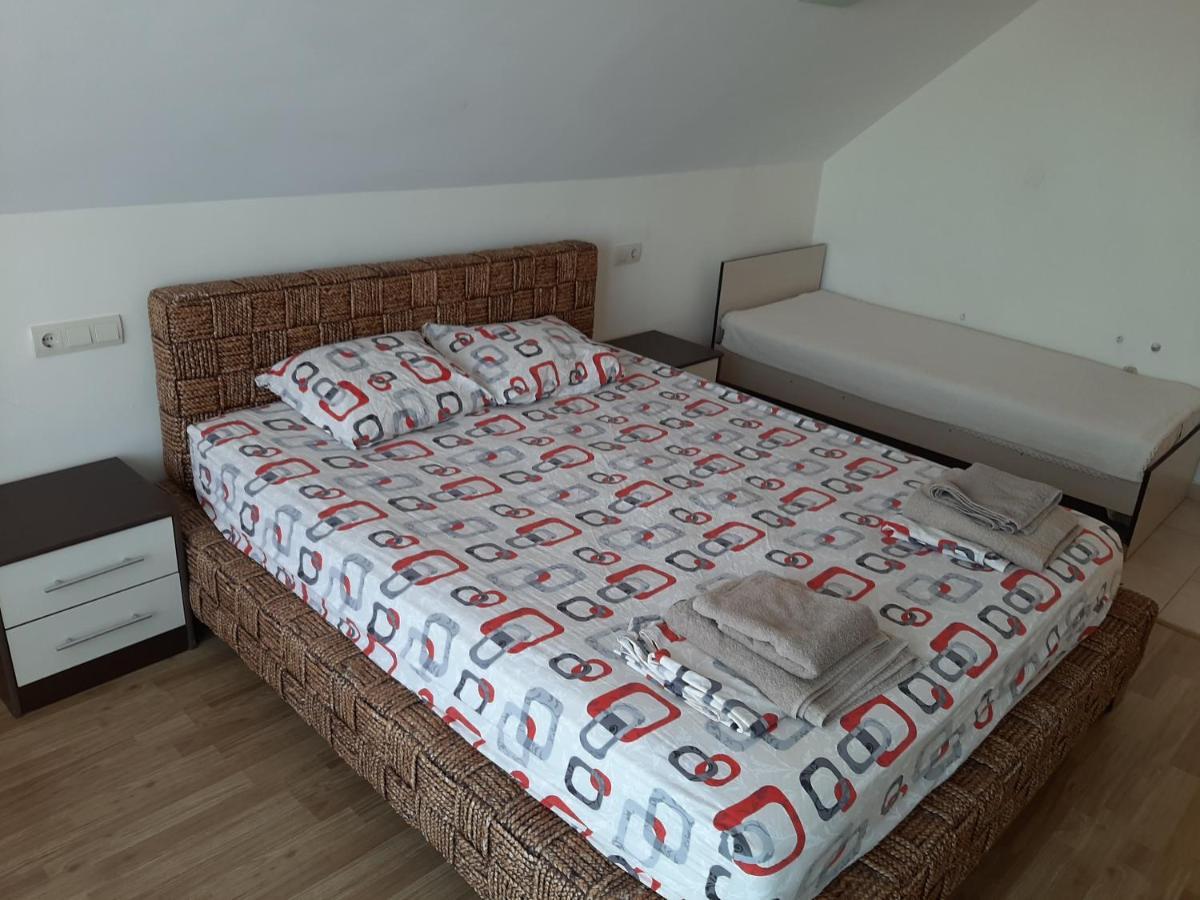 Alexander Lozenets Beach Complex Apartment 외부 사진