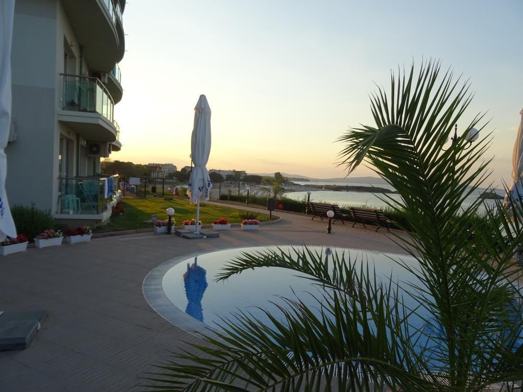 Alexander Lozenets Beach Complex Apartment 외부 사진