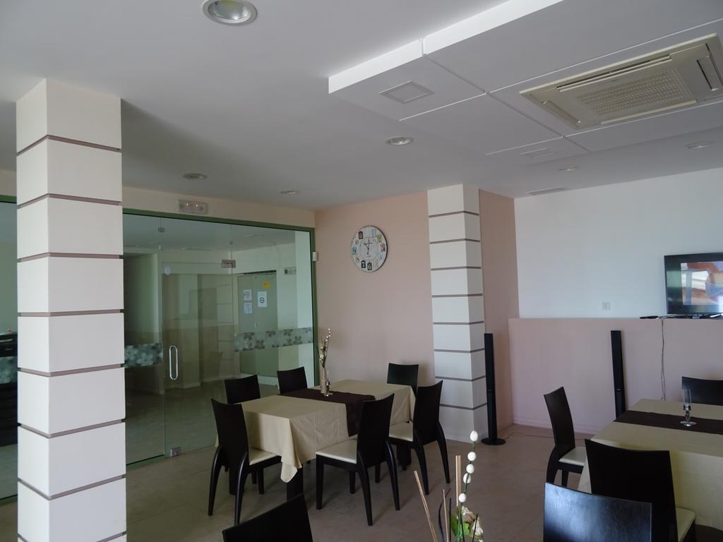 Alexander Lozenets Beach Complex Apartment 외부 사진